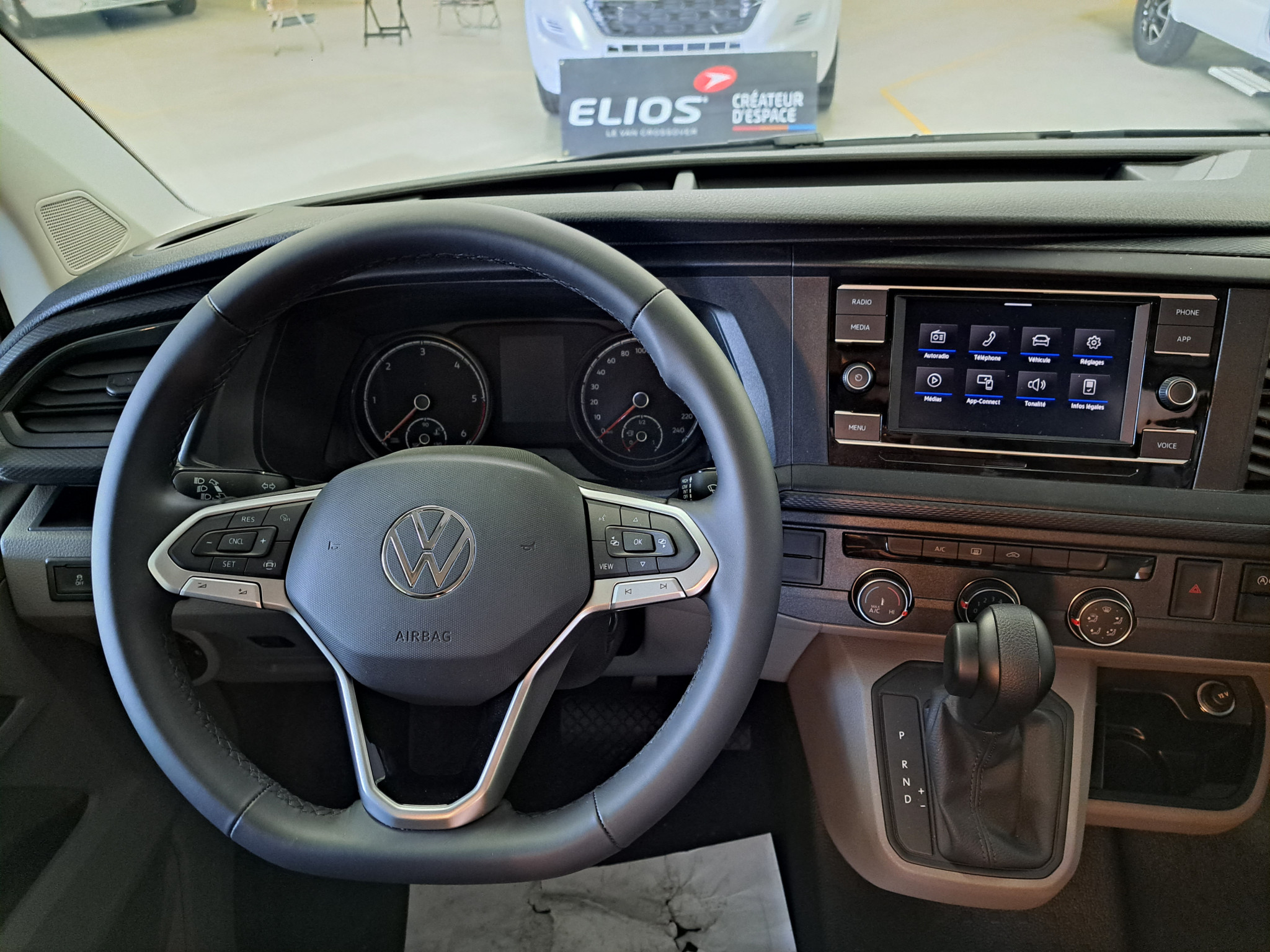 40159-09-2048.jpg