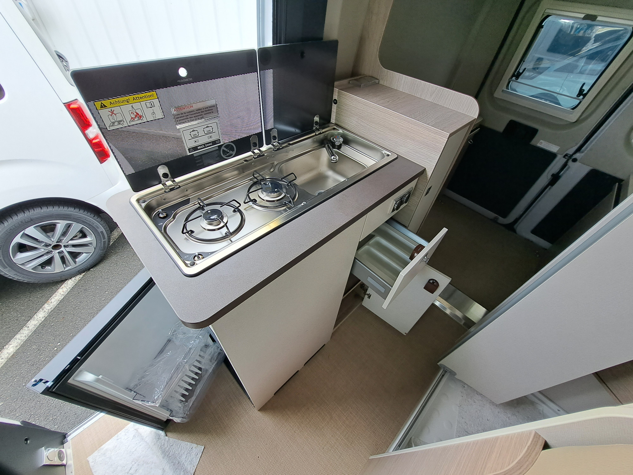 40516-03-2048.jpg