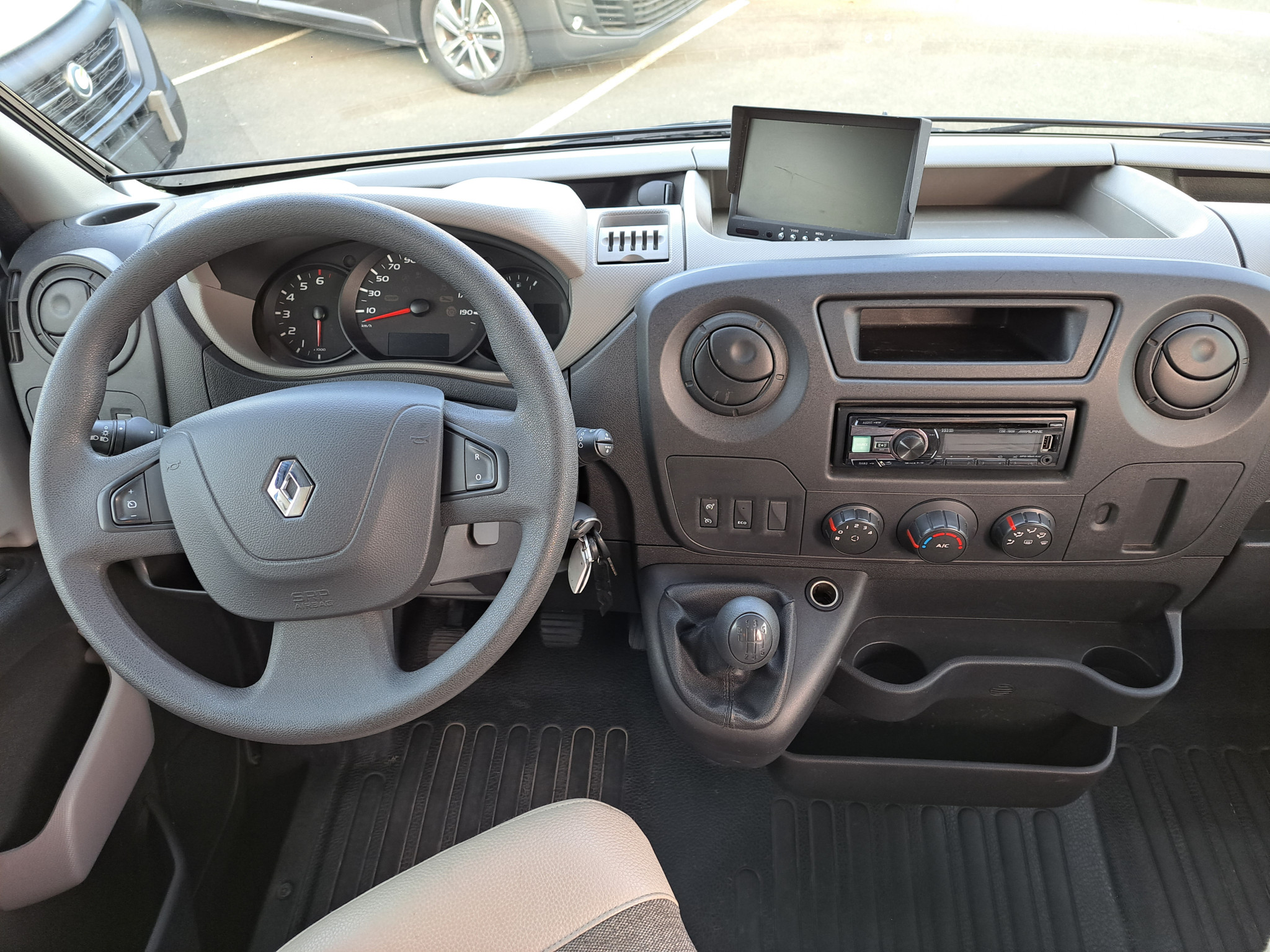 41490-07-2048.jpg
