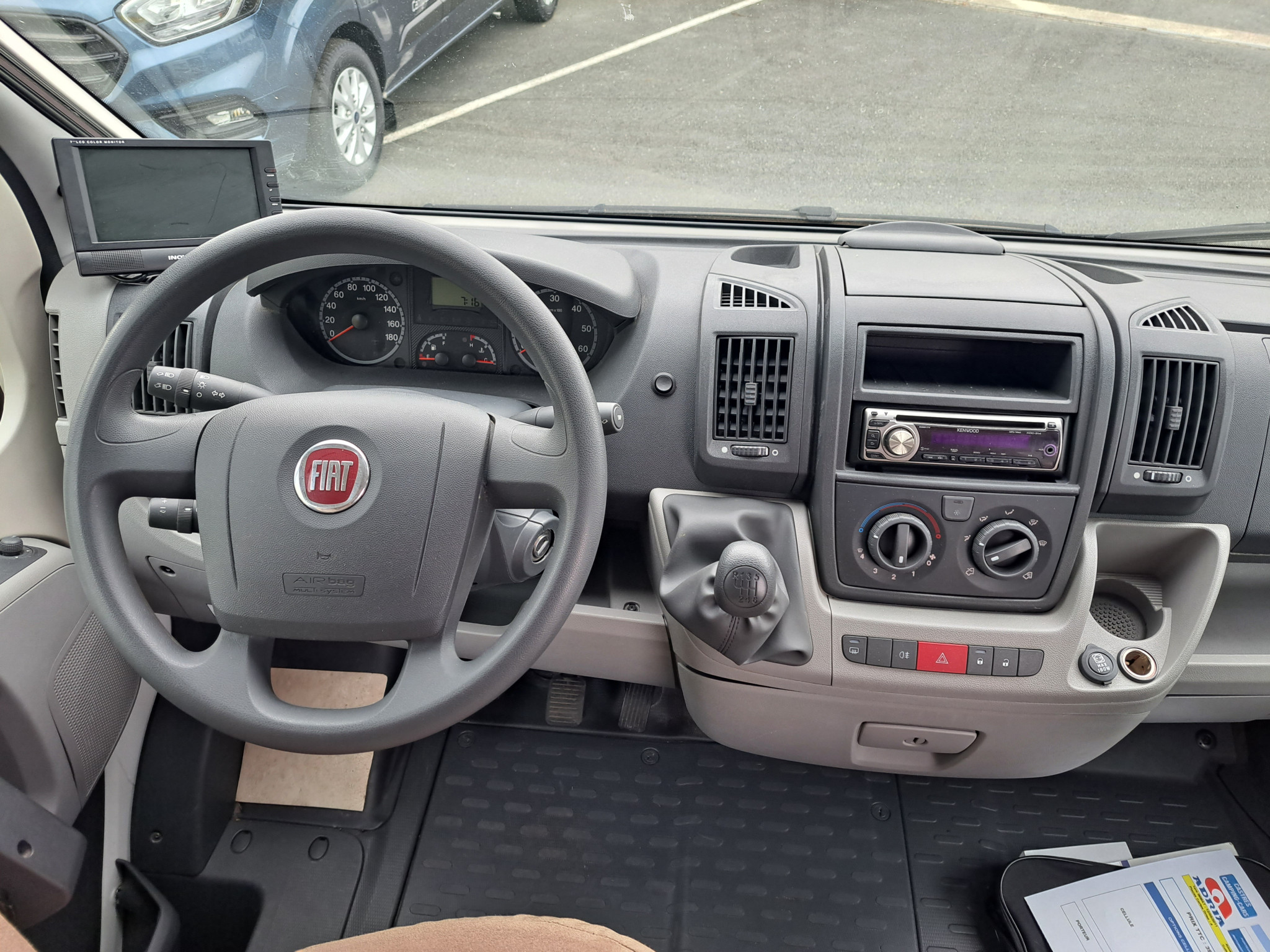 41838-09-2048.jpg