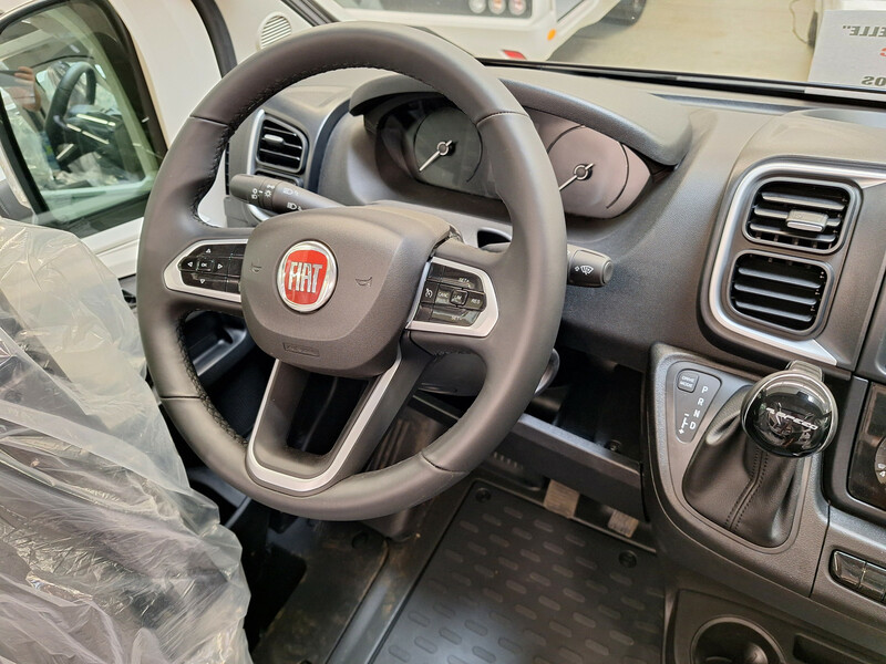 42441-14-2048.jpg