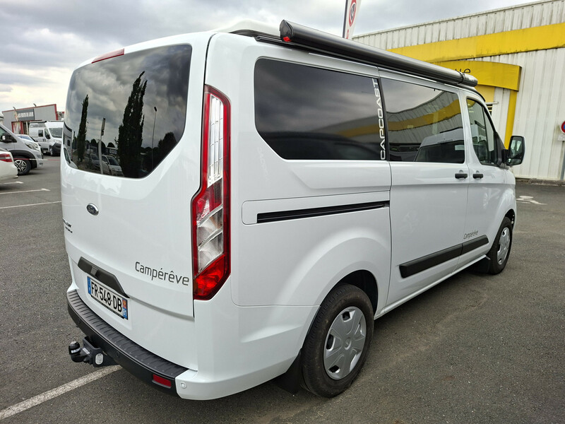 43704-19-2048.jpg