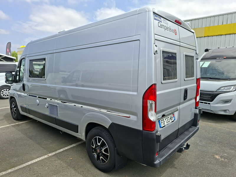 43737-19-2048.jpg